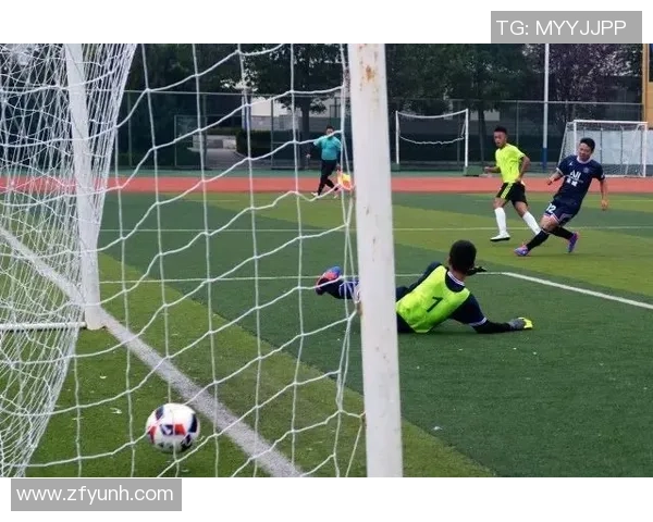 现役足球明星的帅气瞬间与精彩瞬间全记录